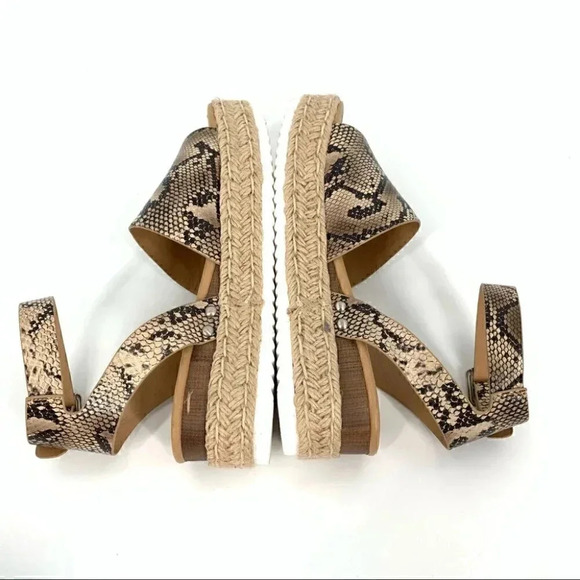 Soda women sandals 8.5 tan gray snakeskin print flatflorm Espadrilles chunky - Picture 6 of 11